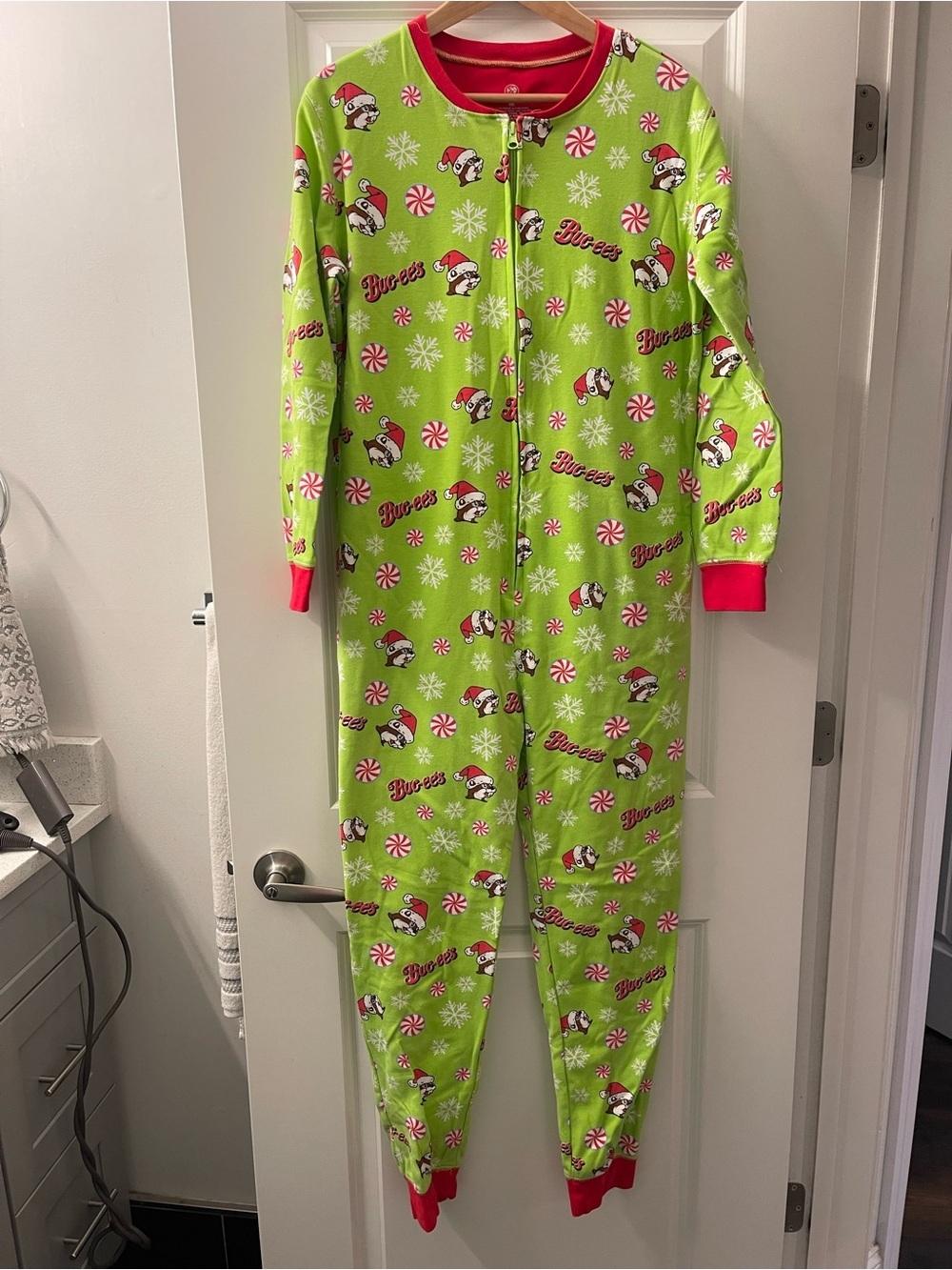 Women’s Buc-ee’s Limee Green Holiday Onesie Jogger with Red Trim